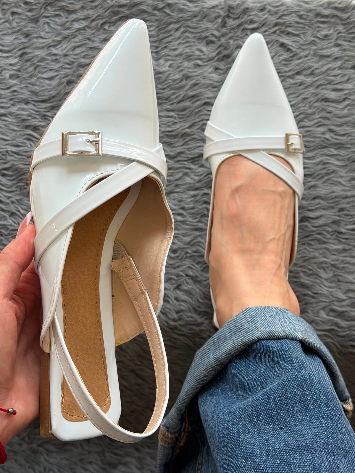 Mule con broche - Blanco charol