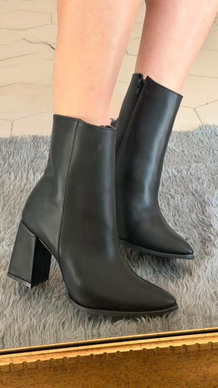 Bota tacon alto - Negro